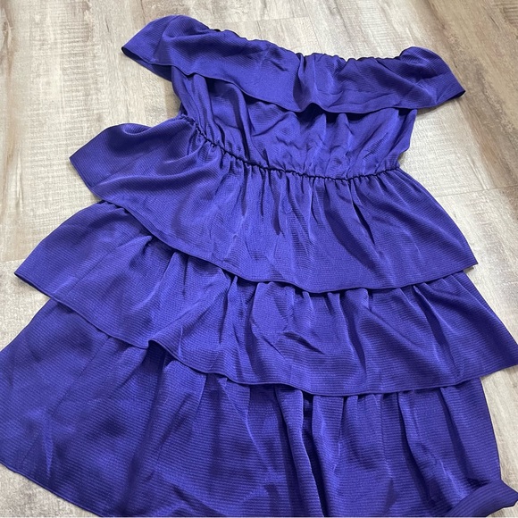 Laundry by Design Tiered Ruffle Strapless Dress Size Medium - Picture 1 of 3